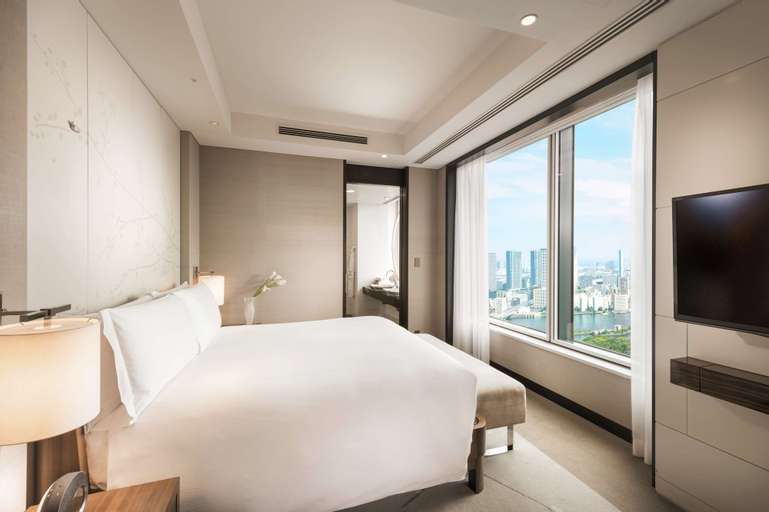 Bedroom 12