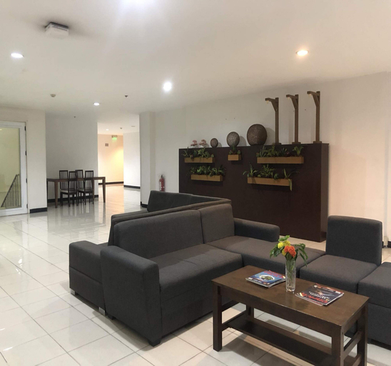 Others 5, Camarin Prime Hotel, Kalookan City