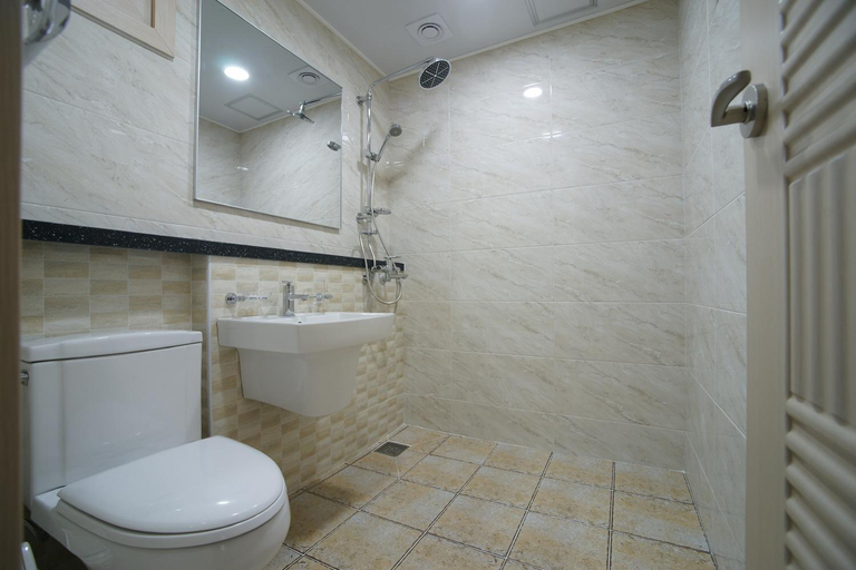 Bathroom 3, The Beach Pension, Jeju