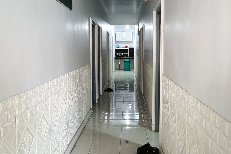 Others 2, Guest House SW Syariah RedPartner, South Barito