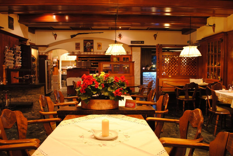 Food & Drinks, Alpen Chalet, Frutigen