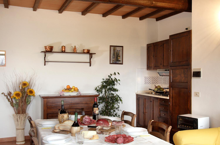 Others 5, Agriturismo Il Casalone, Siena
