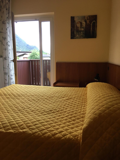Bedroom, Hotel Vezzano, Trento