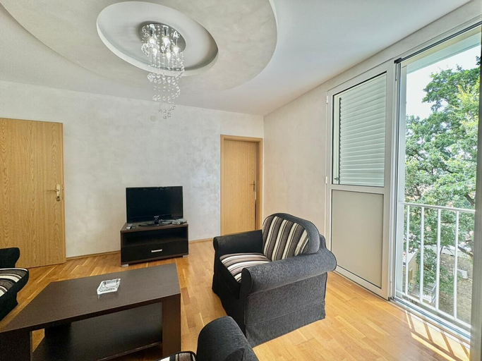 Others 4, Family three bedroom Apartment Petrovac