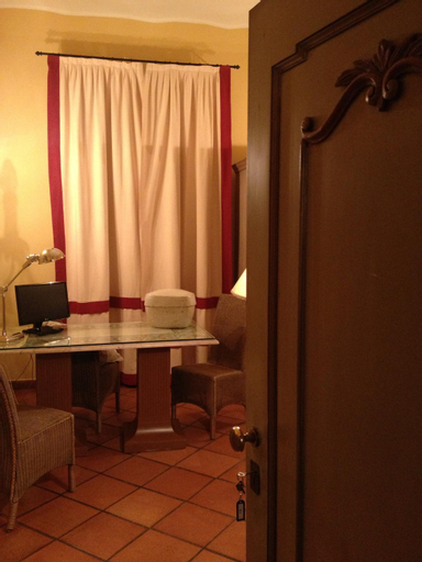 Bathroom 8