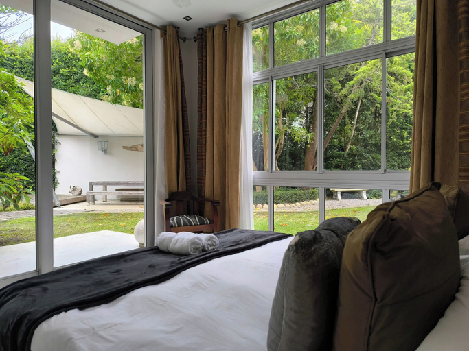 Bedroom, Ballantyne Cross, Eden