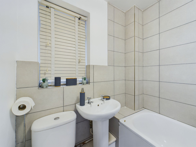 Bathroom 3, Charming Studio With Free Parking in Chelmsford, Essex