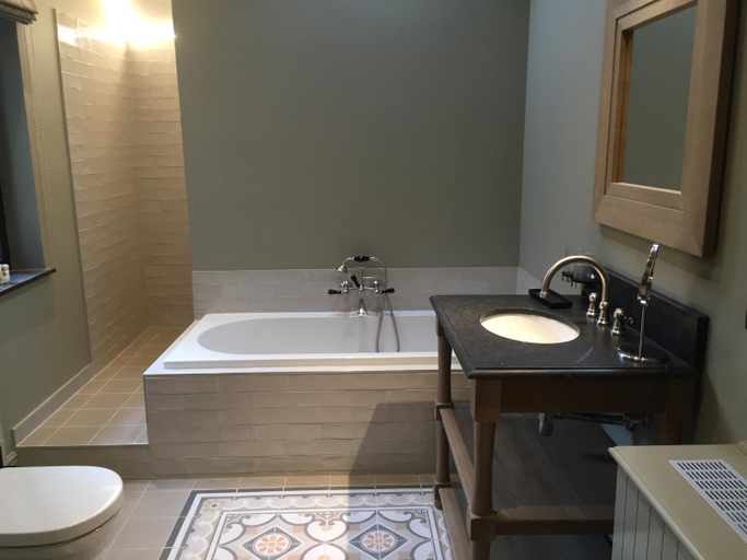 Bathroom 3, Chateau Beausaint, Luxembourg