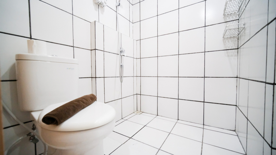 Bathroom 4