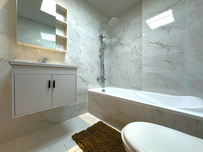 Bathroom 3, DreamLike Full Pool & Marina View, Dubai