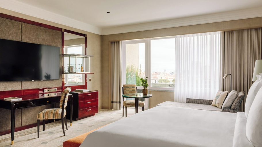Bedroom 12
