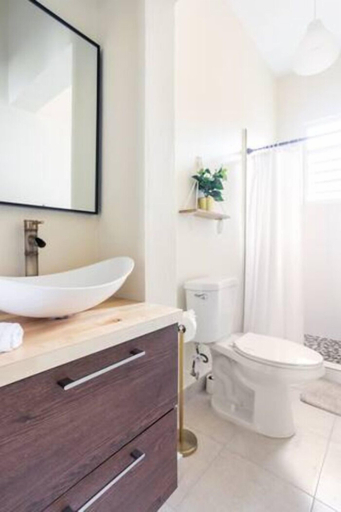 Bathroom 4, 610atMiramar