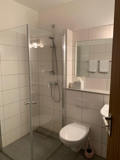 Bathroom 3, Hotel Buntrock, Holzminden
