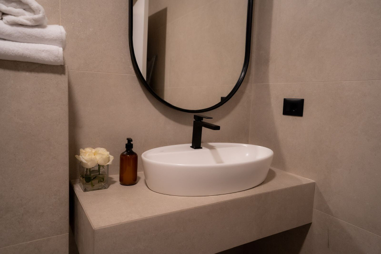 Bathroom 3, Downtown Apartments, Priština