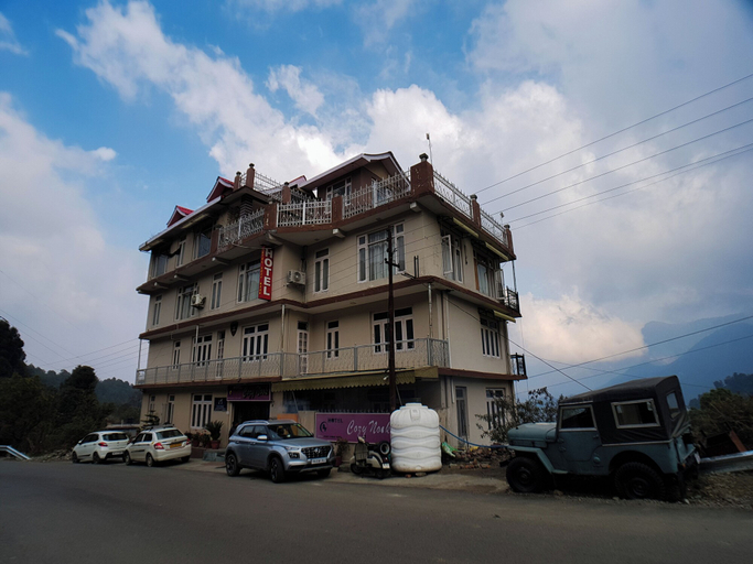 Exterior & Views 2, Hotel Cozy Nook, Chamba