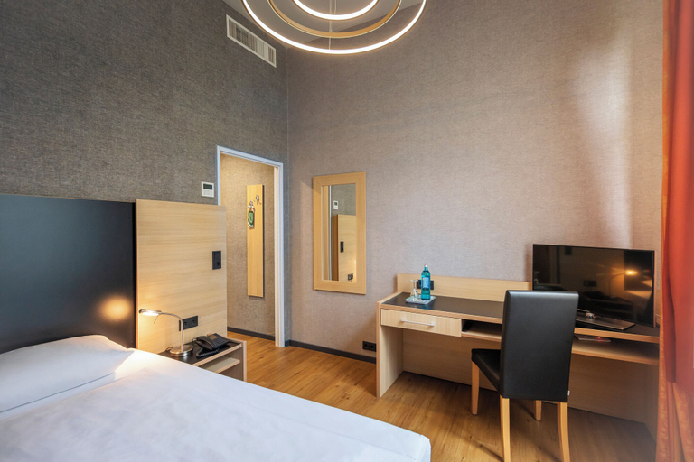 Bedroom 2, Hotel Franziskushöhe, Main-Spessart