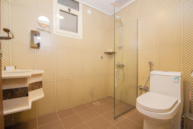 Bathroom 5, Vandal Hotels, Jizan
