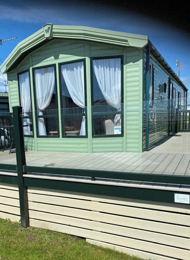 Terrace/patio 2, Beachside Lodge - Sleeps 6 - Pets ok - Plus Parking, Lancashire