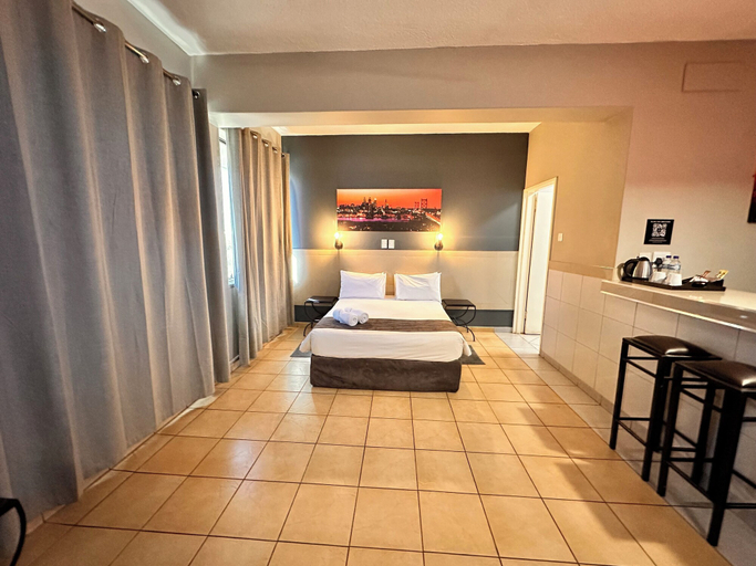 Bedroom 3, The N1 Hotel Bulawayo, Bulawayo
