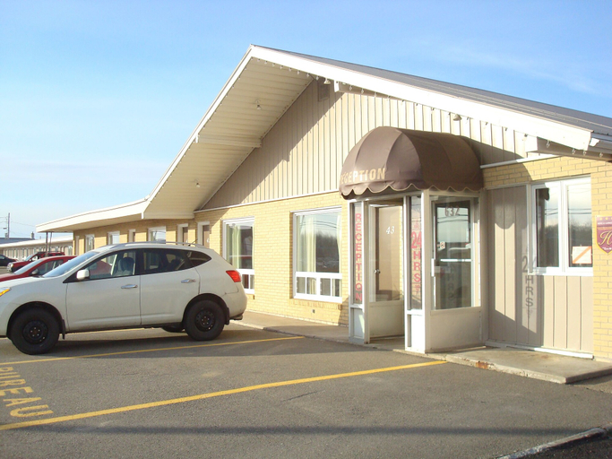 Exterior & Views 2, Le Campagnard, Matane