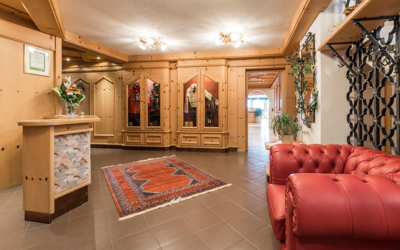 Public Area, Hotel Schonblick, Bolzano
