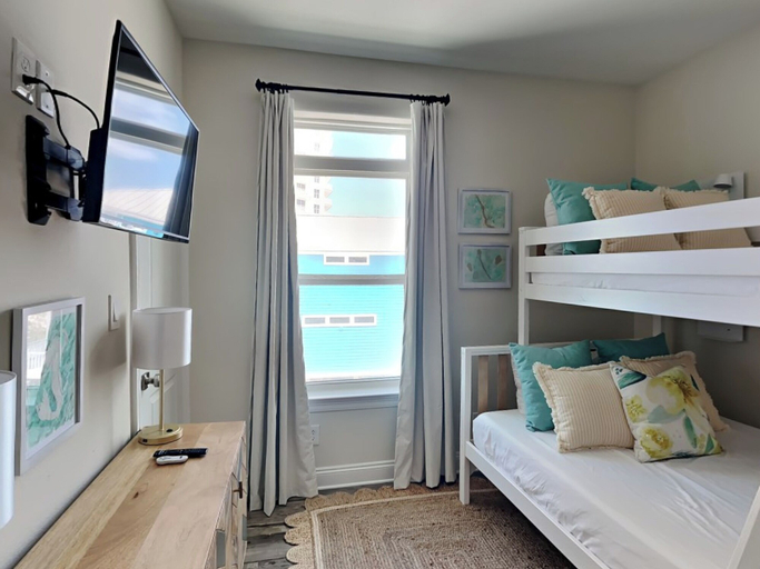 Bedroom 2, La Bella Luna by Southern Vacation Rentals, Escambia