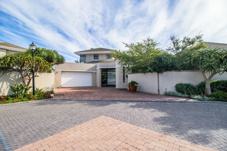Exterior & Views 2, Bayhill Terrace 17 by CTHA, City of Cape Town