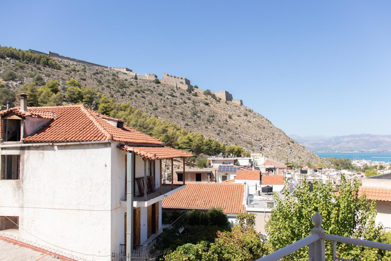 Others 4, Sunday Apartments, Peloponnese