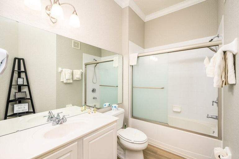 Bathroom 5, Epic Universe Beautiful Modern Condo - Vista Cay Resort - 2007, Orange