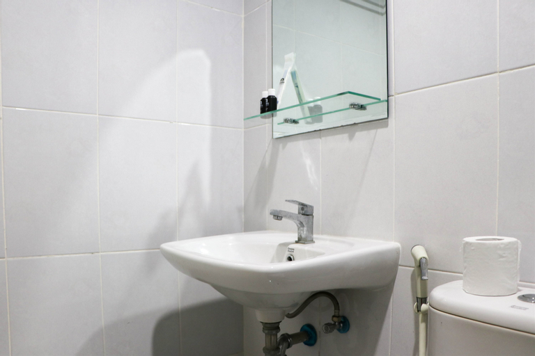 Bathroom 7