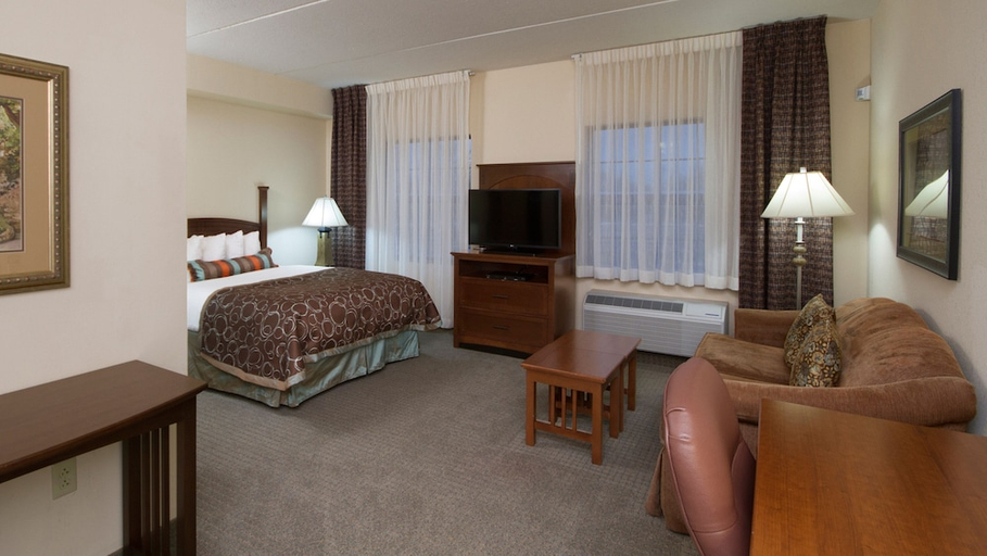 Bedroom 3, Staybridge Suites BUFFALO, Erie