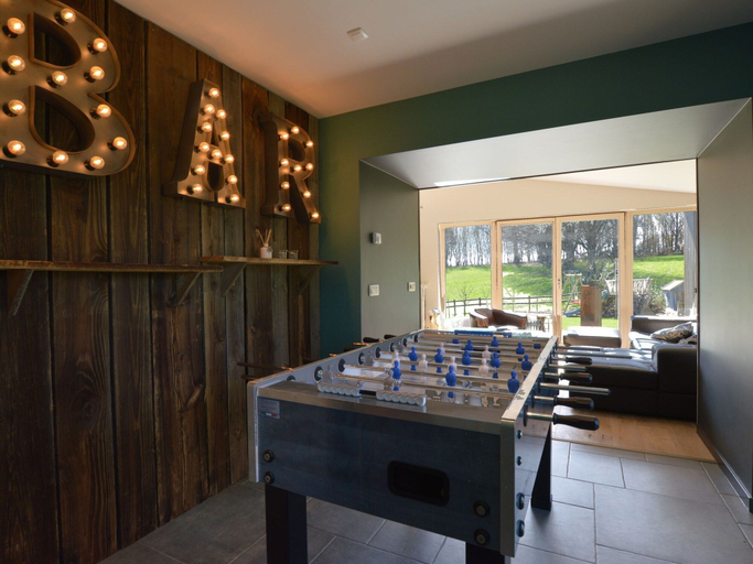 Food & Drinks, Chic Retreat Near Lake & Fens, Liège