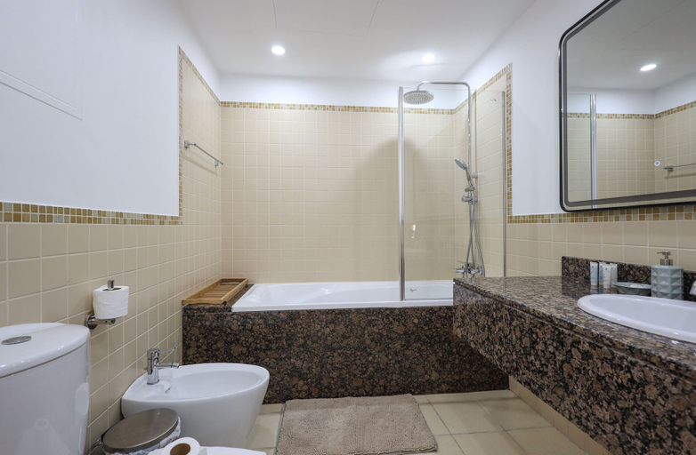 Bathroom 4, Elite LUX Holiday Homes - Beachside Haven Stylish 1 BHK in JBR Dubai, Dubai