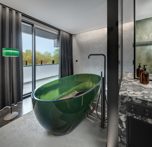 Bathroom 2, Das Royal, Passau