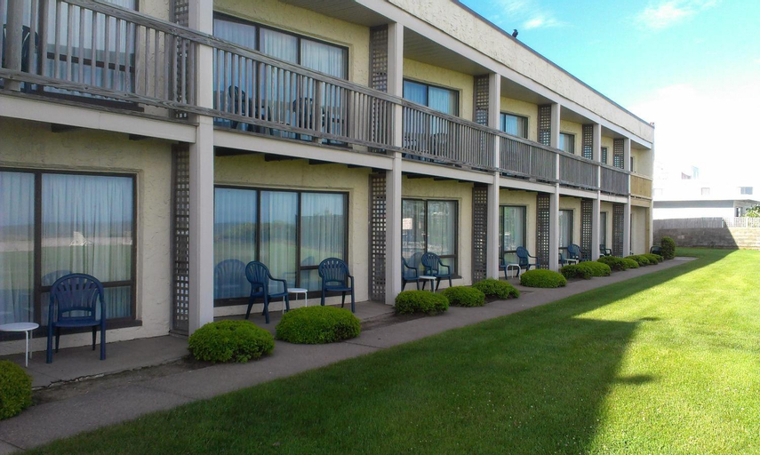 Surf & Sand Beach Motel, Barnstable