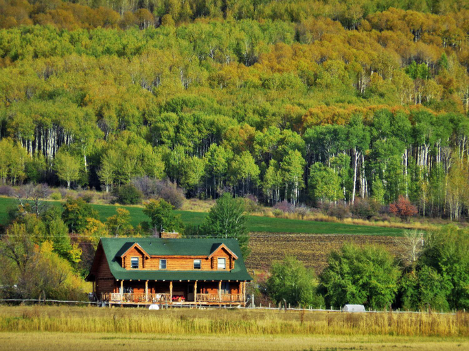 Others 3, Teton Hostel HideAway, Teton