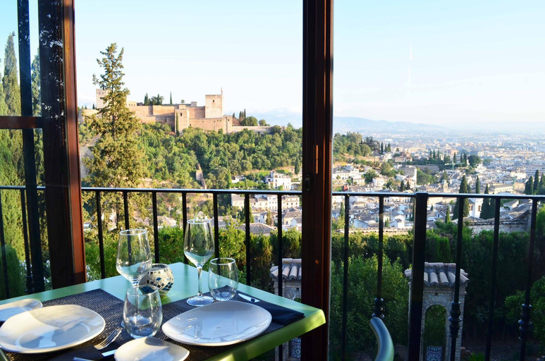 Food & Drinks, La Casita del Corralon, Granada