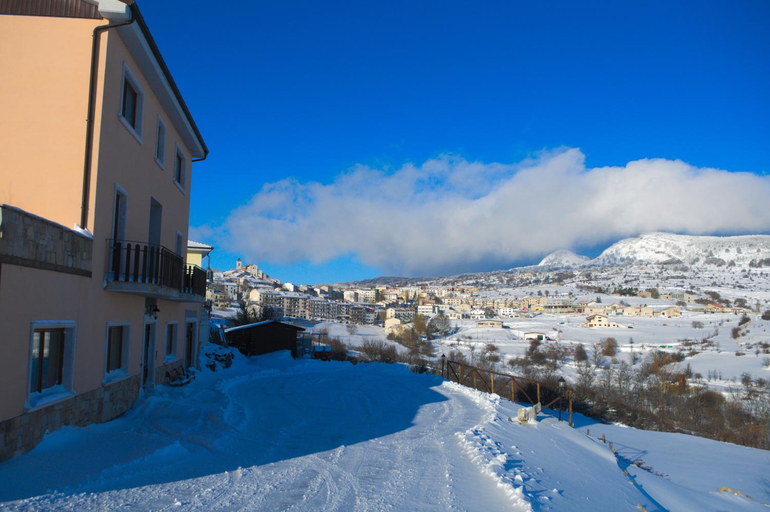 Others 3, BiancaNeve B&B, Isernia