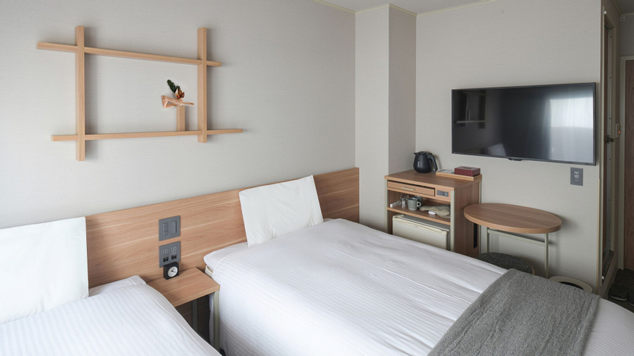Bedroom 12
