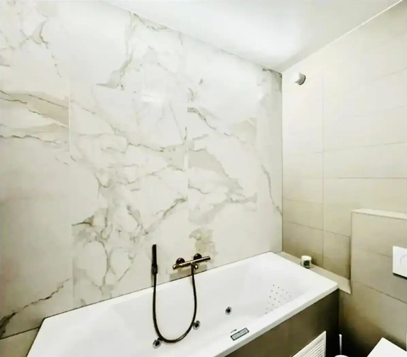 Bathroom 5, New 2 bedrooms in Luxembourg, Luxembourg