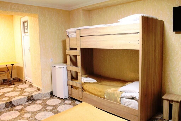 Bedroom 2, Hotel White Bridge, Tskaltubo