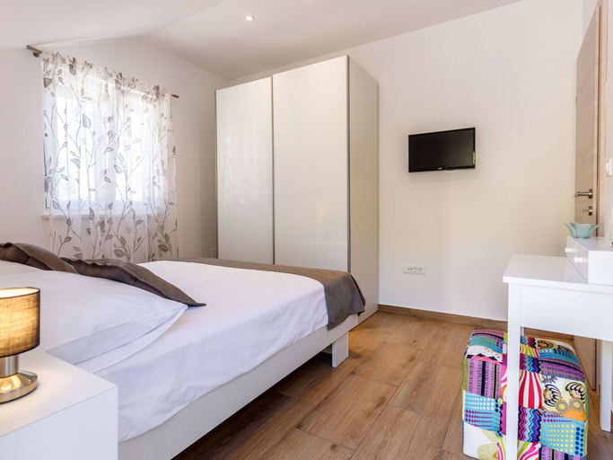 Bedroom 3, Brand new Countryside Villa With Heated Pool, Omiš