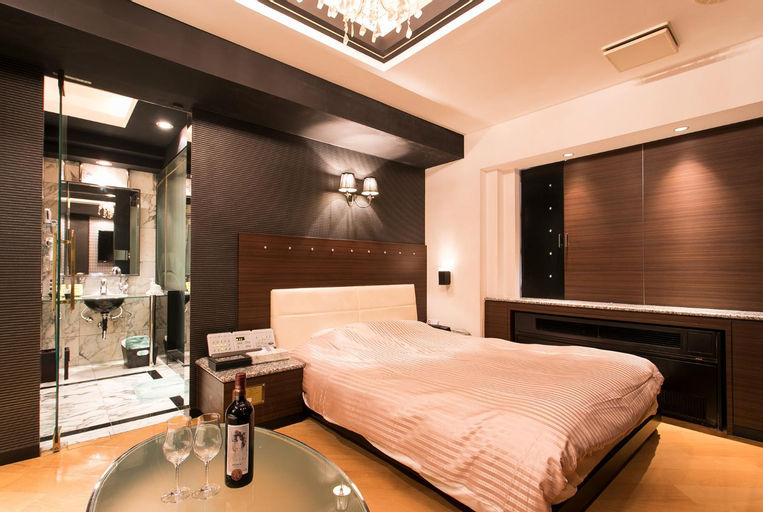 Bedroom 8