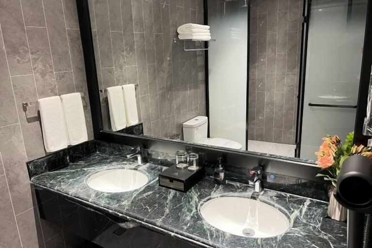 Bathroom 4, Fengleyuan Hotel, Zhengzhou