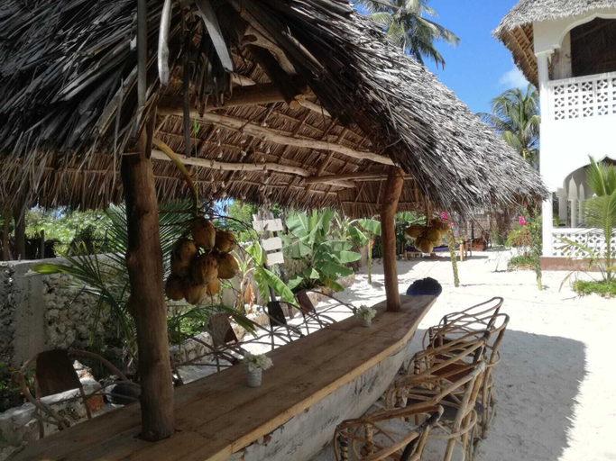 Others 5, Furaha Lodge, Kusini