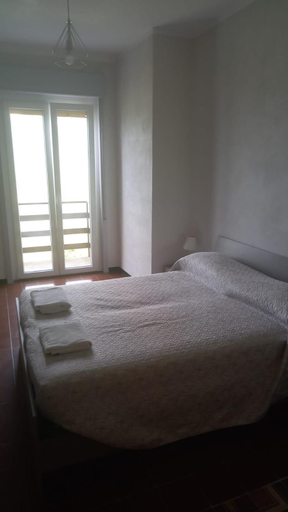 Bedroom 2, Albergo ristorante Payarin, Cuneo