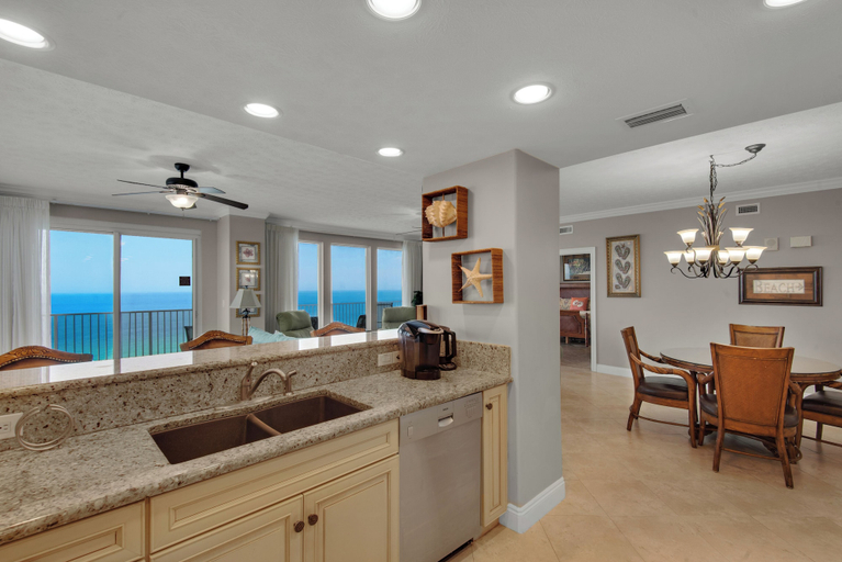 Others 5, Treasure Island 1401, Bay