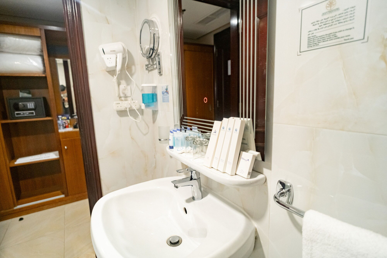 Bathroom 5, EMAR ELITE MADINAH, Al Madinah Al Munawwarah