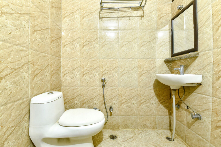Bathroom, Fabhotel Sanjay Palace, Jaipur