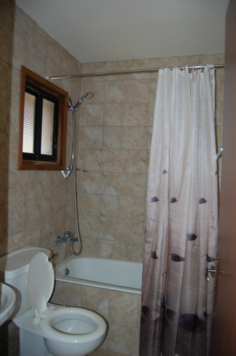 Bathroom 2, Nicos & Olympia Apartments